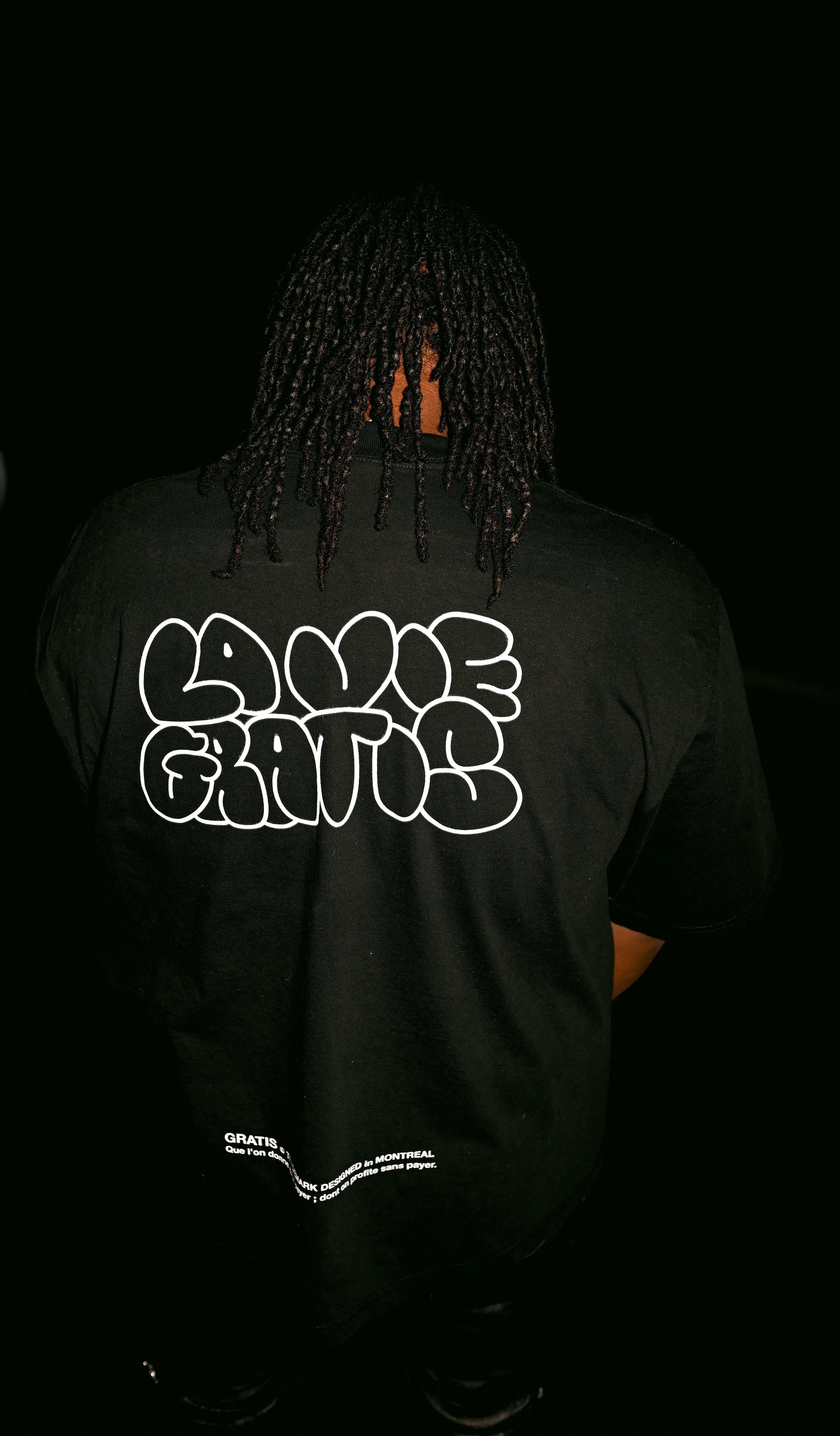 GRATIS "LA VIE GRATIS" Black Tee