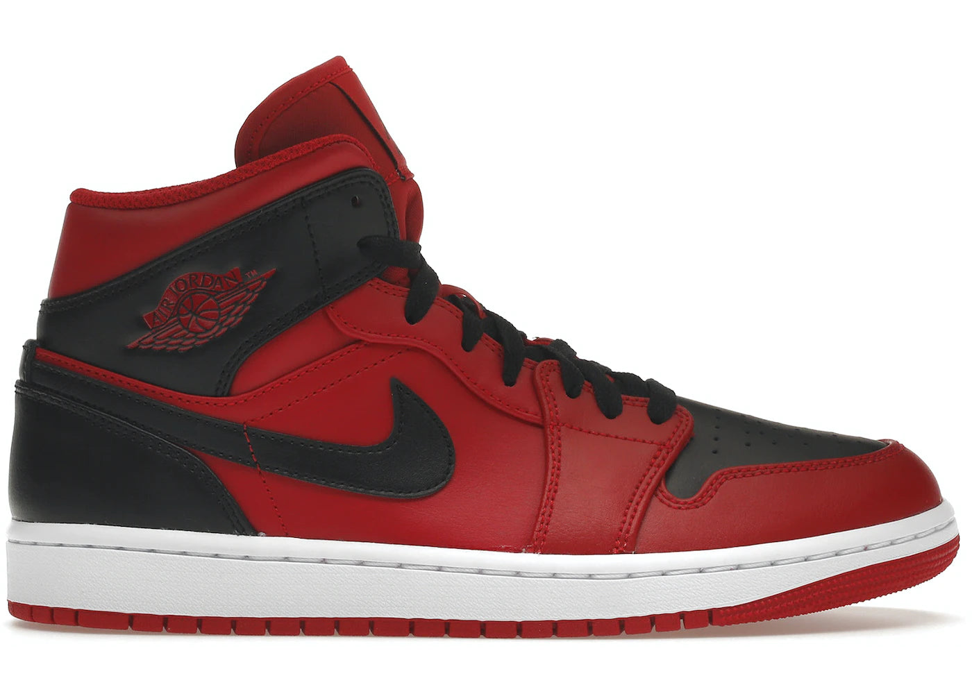 Air Jordan 1 Mid Reverse Bred