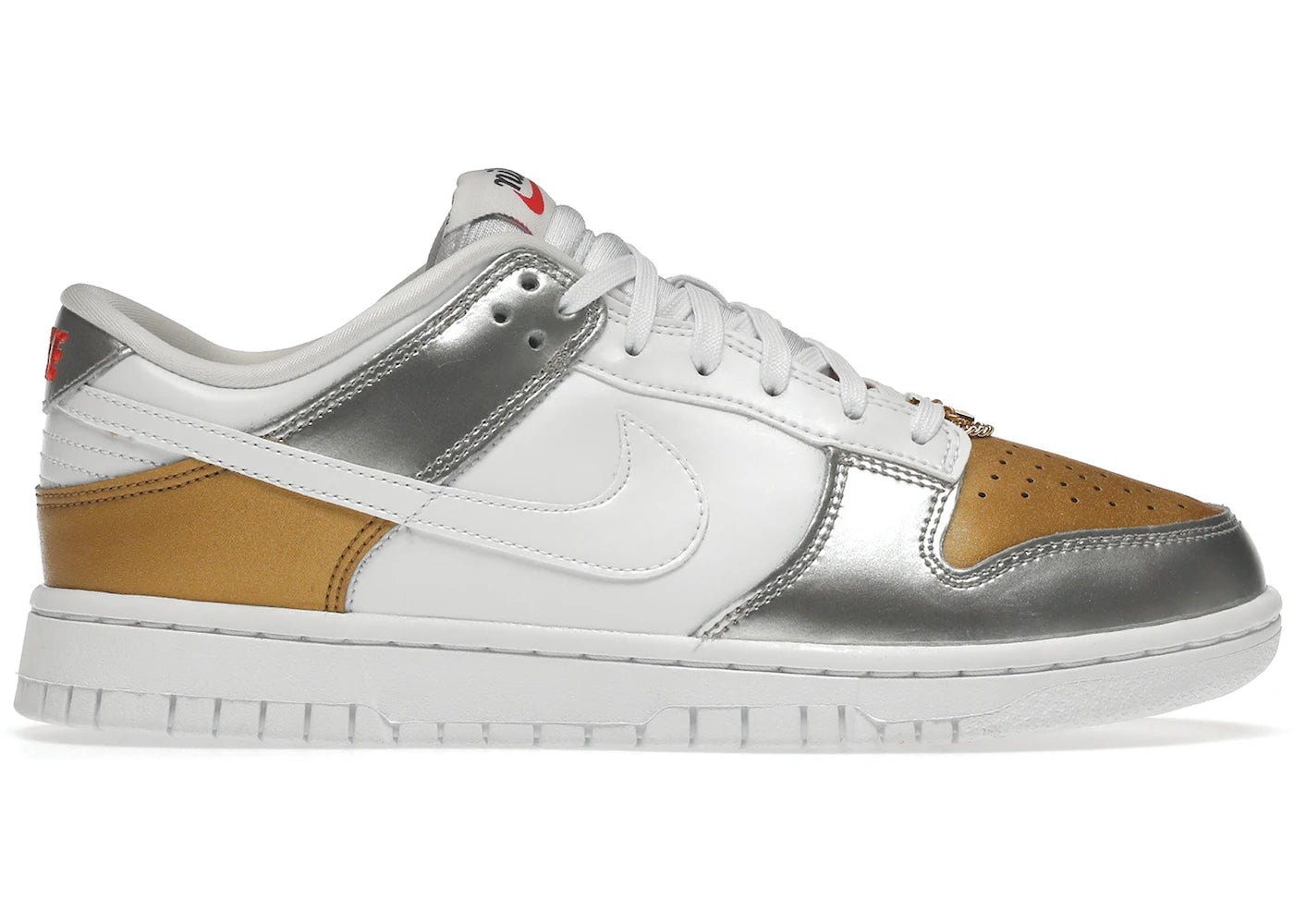 Nike Dunk Low Heirloom W