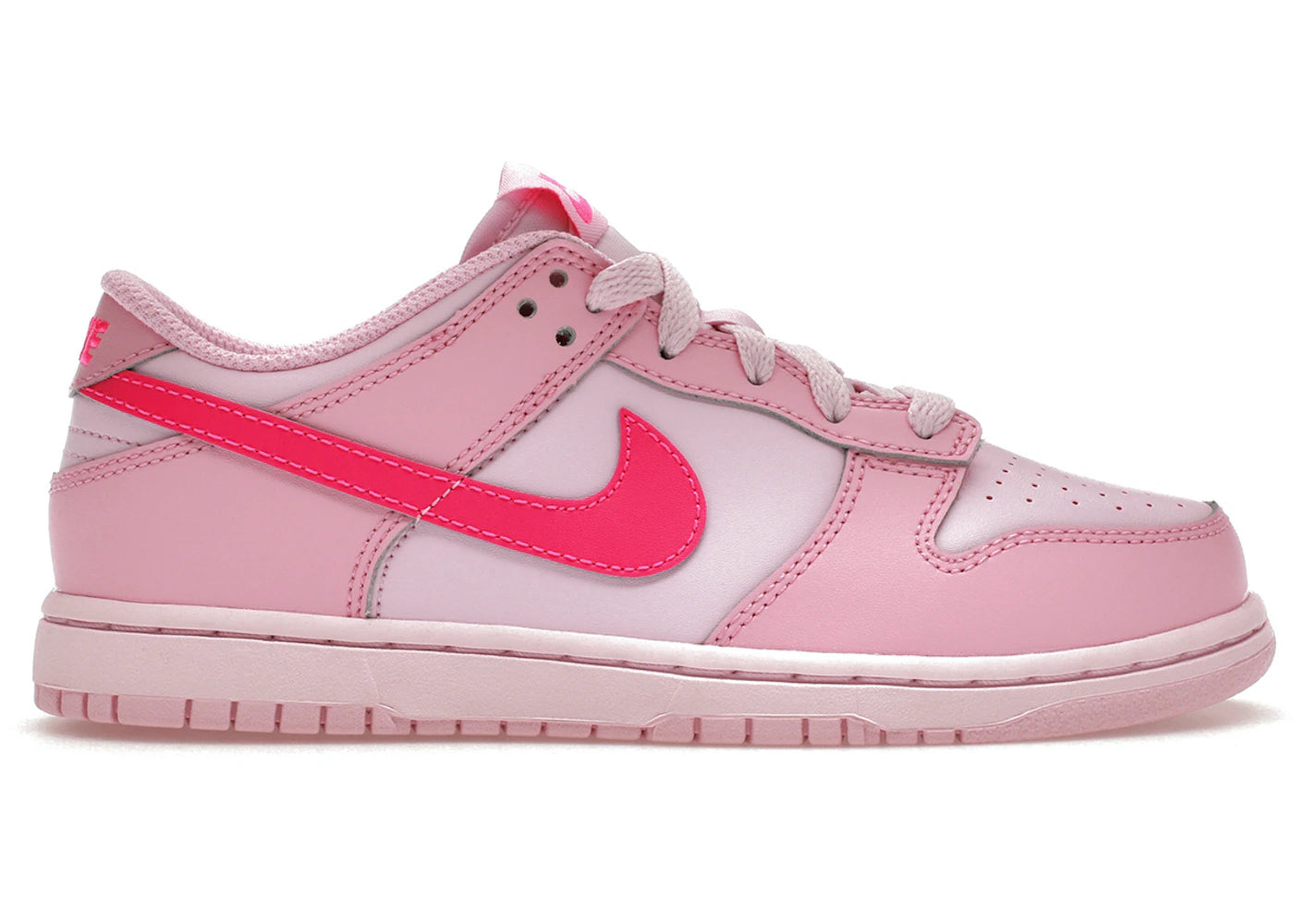 Nike Dunk Low Triple Pink