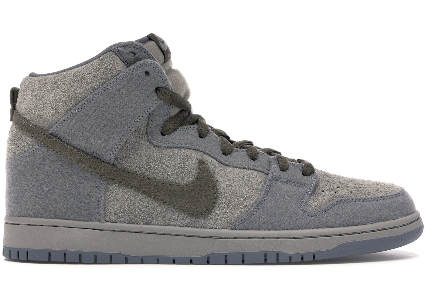 Nike SB Dunk High Tauntaun