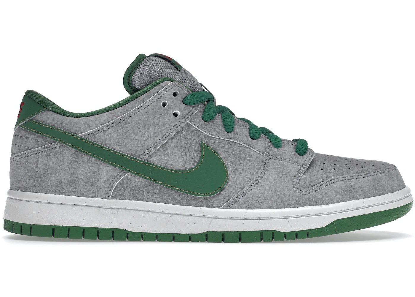 Nike SB Dunk Low Medusa