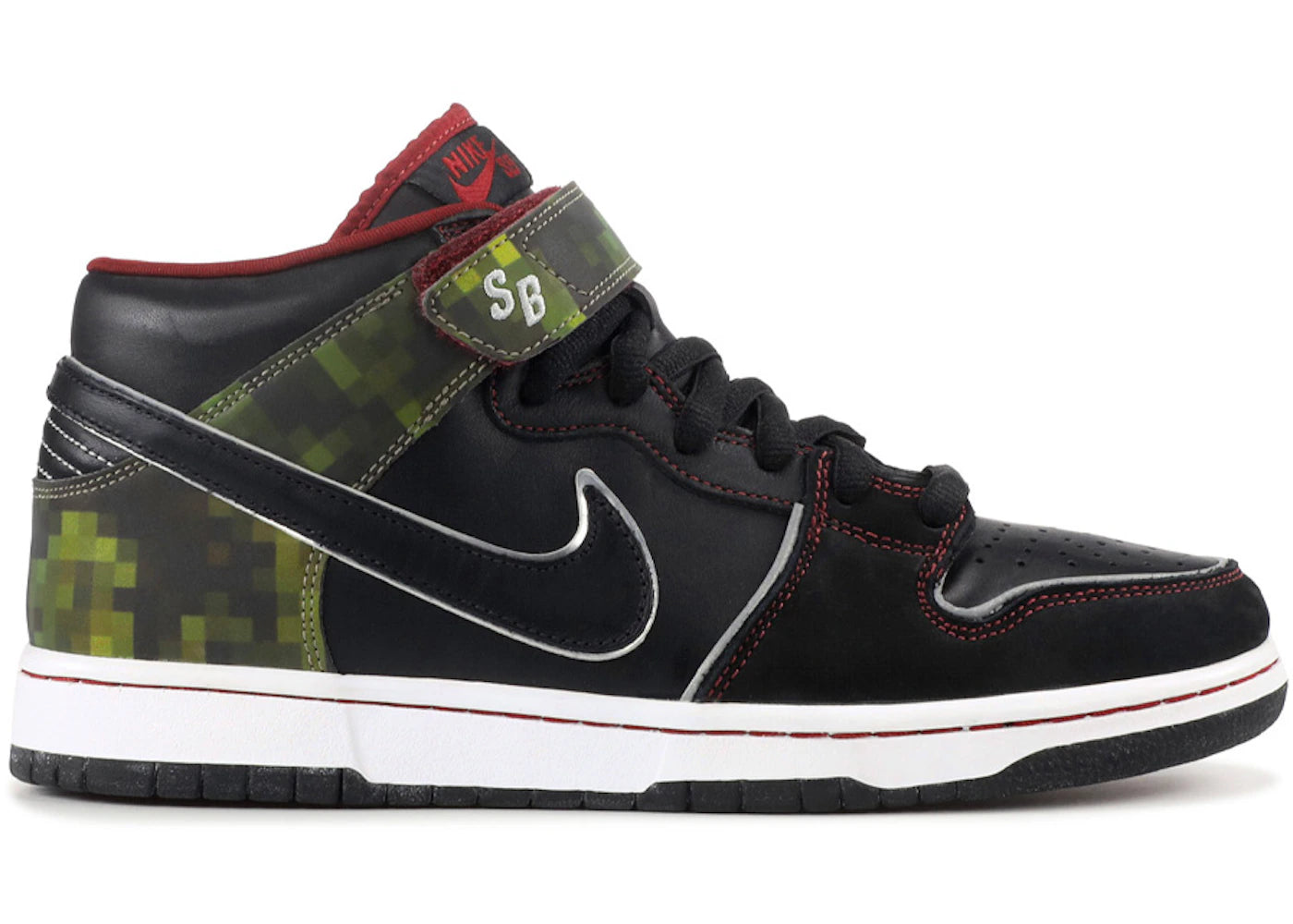 Nike SB Dunk Mid Nitraid